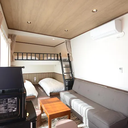 Mt Fuji Glamping Tourist Villa Kawaguchiko-2